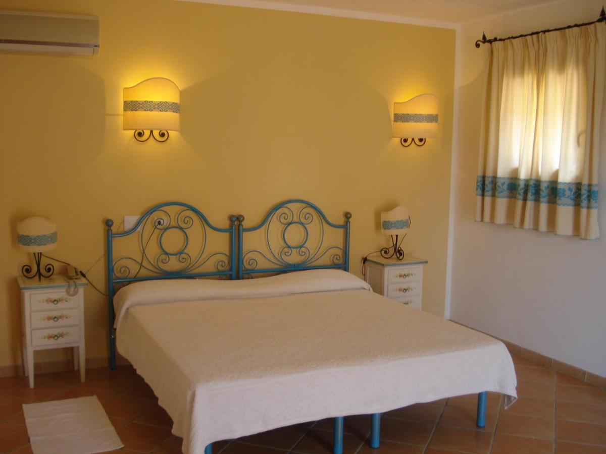 Hotel Valkarana Country Relais (Adults Only) Sant'Antonio di Gallura Bagian luar foto