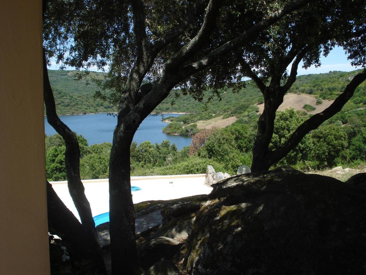 Hotel Valkarana Country Relais (Adults Only) Sant'Antonio di Gallura Bagian luar foto