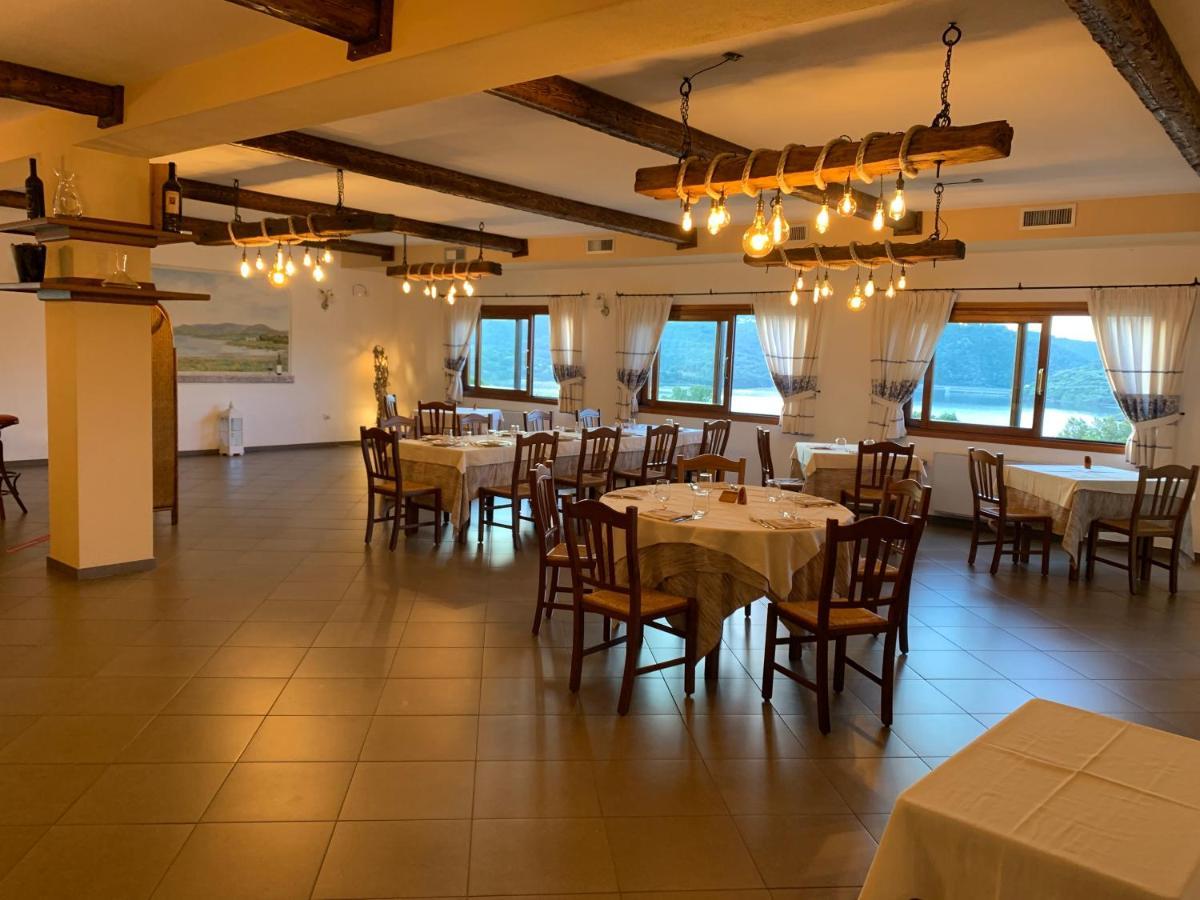 Hotel Valkarana Country Relais (Adults Only) Sant'Antonio di Gallura Bagian luar foto