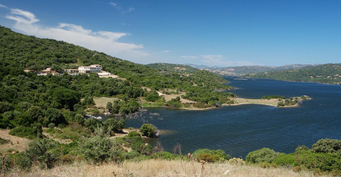 Hotel Valkarana Country Relais (Adults Only) Sant'Antonio di Gallura Bagian luar foto