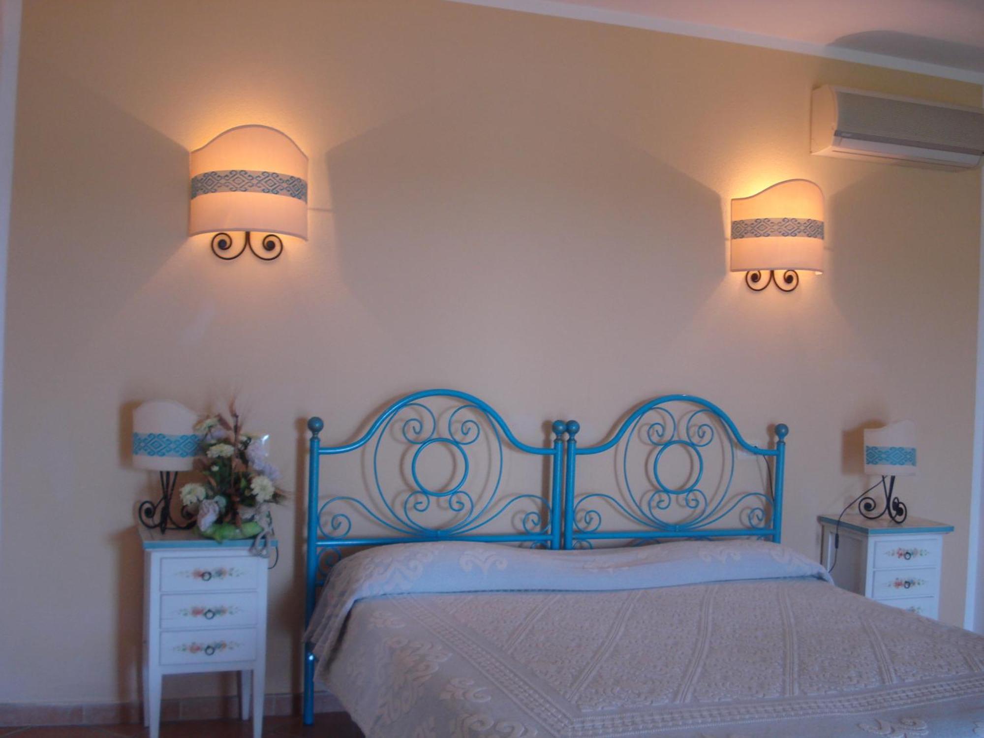 Hotel Valkarana Country Relais (Adults Only) Sant'Antonio di Gallura Ruang foto