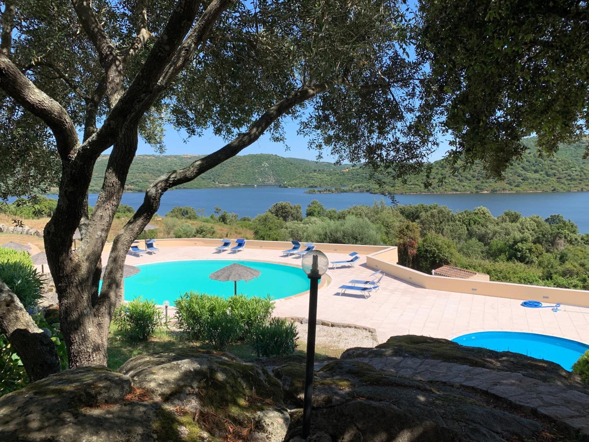 Hotel Valkarana Country Relais (Adults Only) Sant'Antonio di Gallura Bagian luar foto