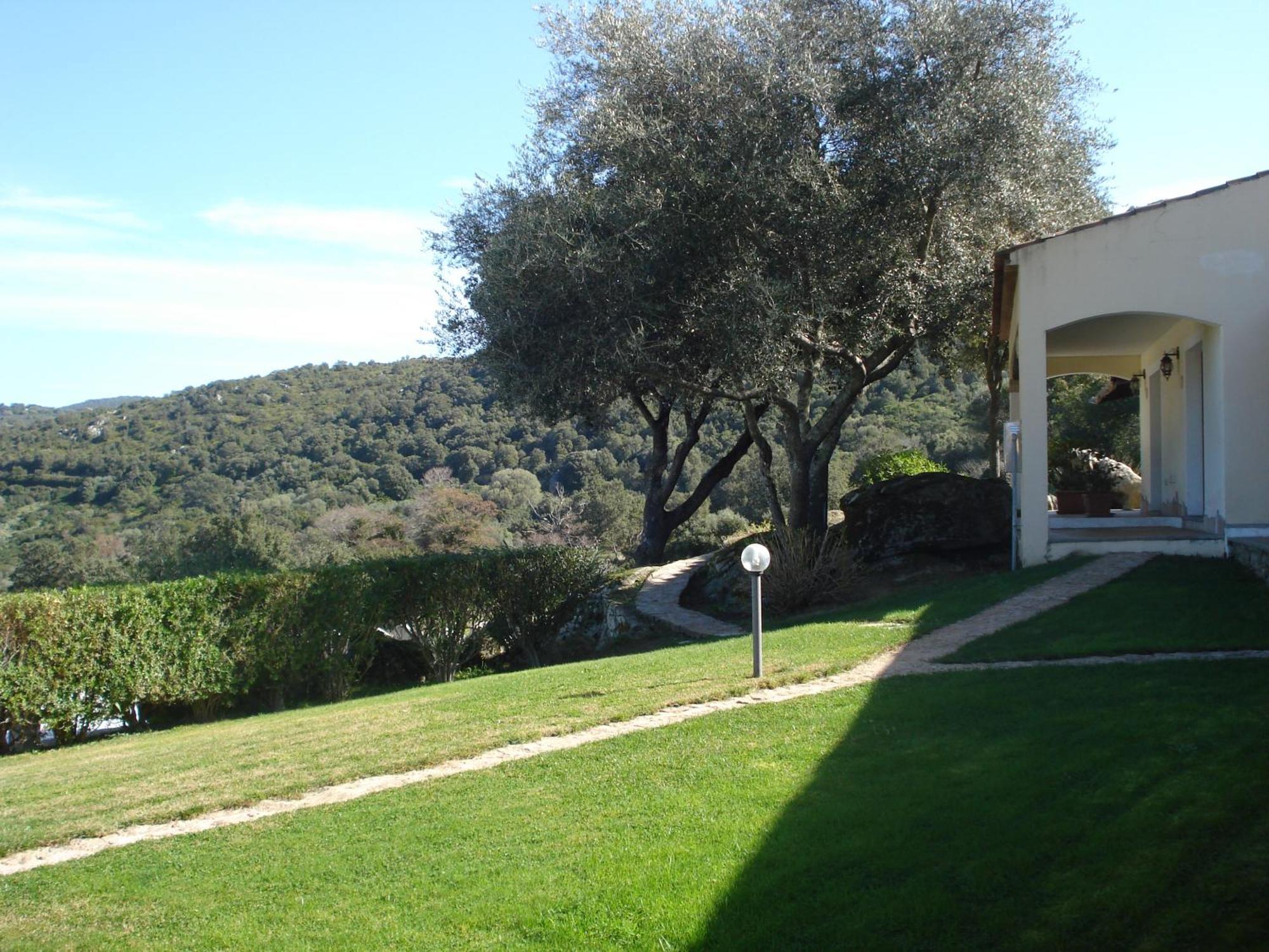 Hotel Valkarana Country Relais (Adults Only) Sant'Antonio di Gallura Bagian luar foto